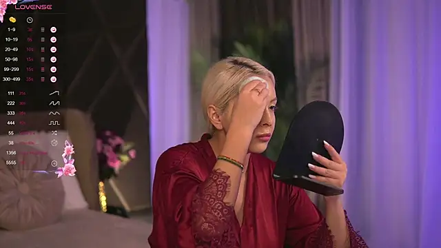 VictoriaMorrone online show from February 2025 02:41:01 PM