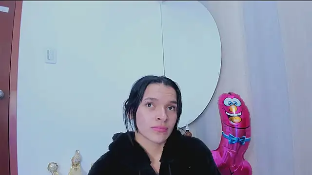 Snapshot of _shantal_smith chatting on March 2025 11:11:02 PM shantal smith online show from March 2025 11:11:02 PM