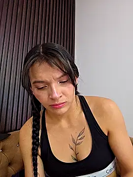 Snapshot of _shantal_smith chatting on September 2025 05:13:01 PM shantal smith online show from September 2025 05:13:01 PM