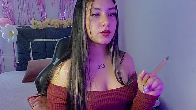 Lia 14  online show from October 2025 06:09:01 PM