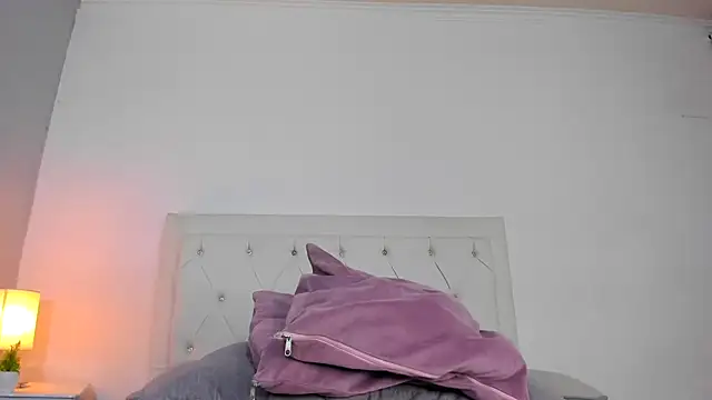 MELISSA ALVAREZ online show from November 2025 09:22:01 AM