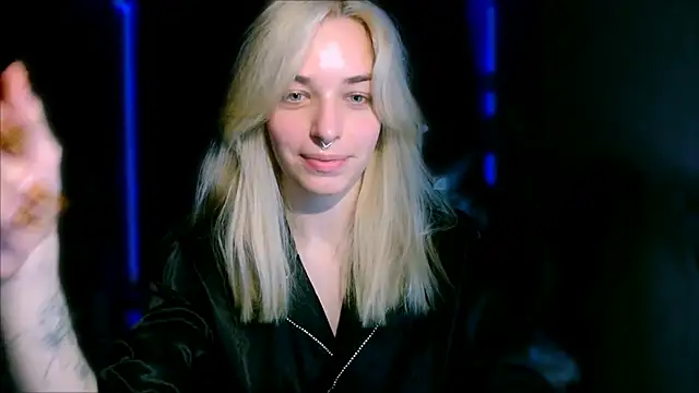 Eli Llie online show from October 2025 01:27:02 AM