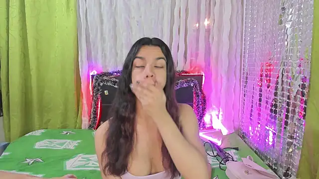 Megan Miles02 online show from December 2024 11:24:02 PM