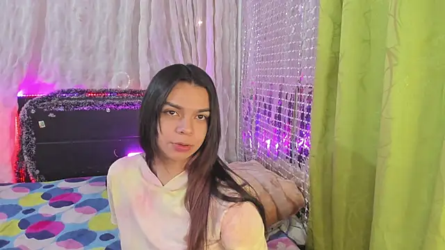 Snapshot of Megan_Miles02 chatting on January 2025 12:16:02 AM Megan Miles02 online show from January 2025 12:16:02 AM