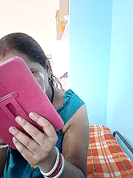 reemacouple007 online show from October 2025 07:27:02 AM