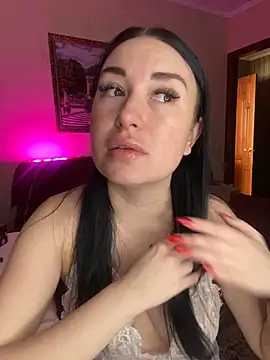 Roxana Bell online show from March 2025 11:28:01 AM