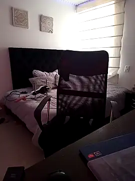 tata laima   online show from February 2025 05:14:01 PM