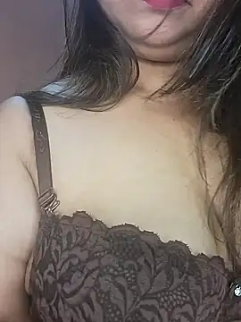 Ravina patil1 online show from February 2025 02:10:01 PM