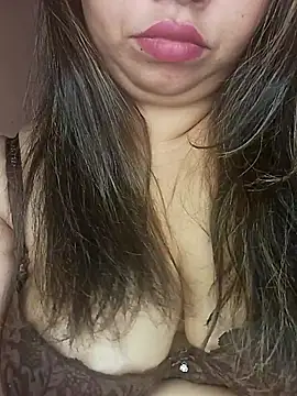 Ravina patil1 online show from February 2025 05:16:01 PM