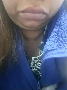 Ravina patil1 online show from November 2025 10:48:01 PM