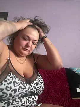 Snapshot of MikyVesela chatting on October 2025 07:51:01 AM MikyVesela online show from October 2025 07:51:01 AM