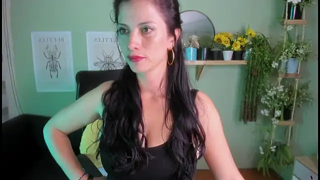 Aliiz 01 online show from December 2024 06:24:02 AM