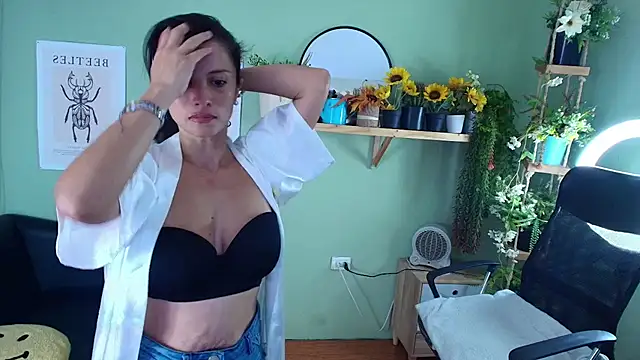 Aliiz 01 online show from March 2025 06:41:02 AM