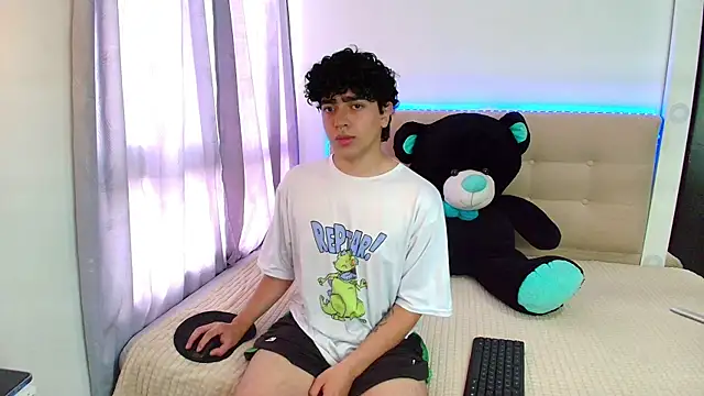 Snapshot of _nickconnor01 chatting on January 2025 07:51:02 PM  nickconnor01 online show from January 2025 07:51:02 PM