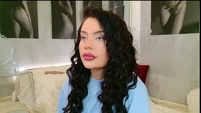 Snapshot of celia_chanel chatting on April 2026 06:57:02 PM celia chanel online show from April 2026 06:57:02 PM