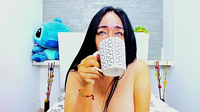 HorniestMilf online show from September 2025 05:35:02 PM