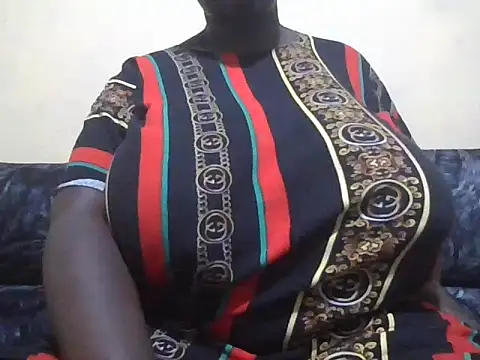 Snapshot of pritty-leila chatting on May 2026 07:36:02 AM pritty-leila online show from May 2026 07:36:02 AM