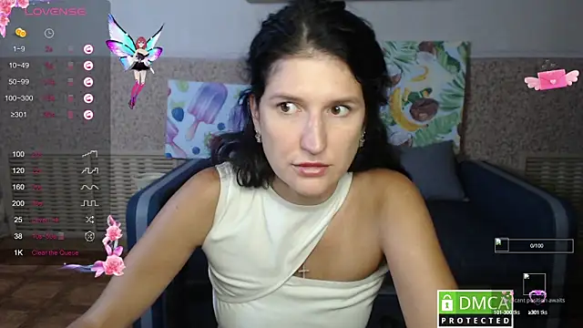 Alianna Solo Kisses online show from September 2025 05:29:01 AM