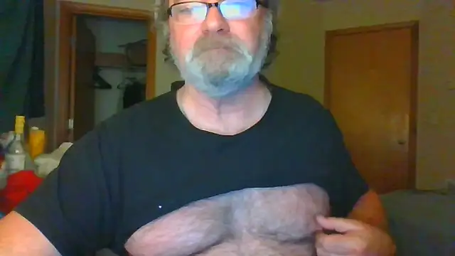 Snapshot of Doherty10 chatting on November 2025 06:23:02 PM Doherty10 online show from November 2025 06:23:02 PM