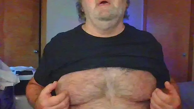 Snapshot of Doherty10 chatting on December 2025 06:57:02 PM Doherty10 online show from December 2025 06:57:02 PM