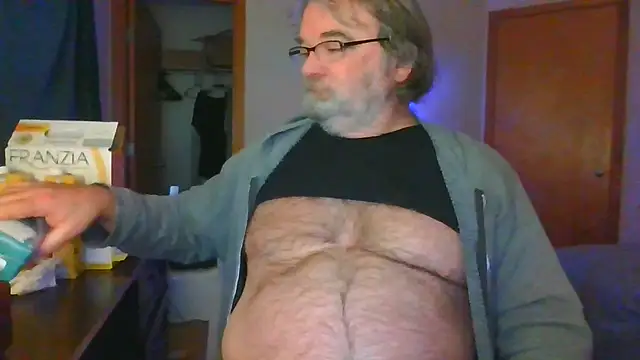 Snapshot of Doherty10 chatting on December 2025 08:05:02 PM Doherty10 online show from December 2025 08:05:02 PM