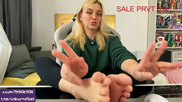 unicornsfeet online show from February 2026 01:44:01 PM