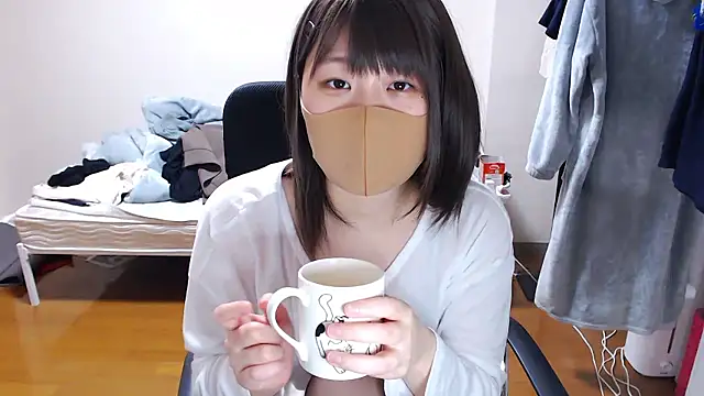 Snapshot of izumi__123 chatting on May 2026 04:33:02 PM izumi 123 online show from May 2026 04:33:02 PM