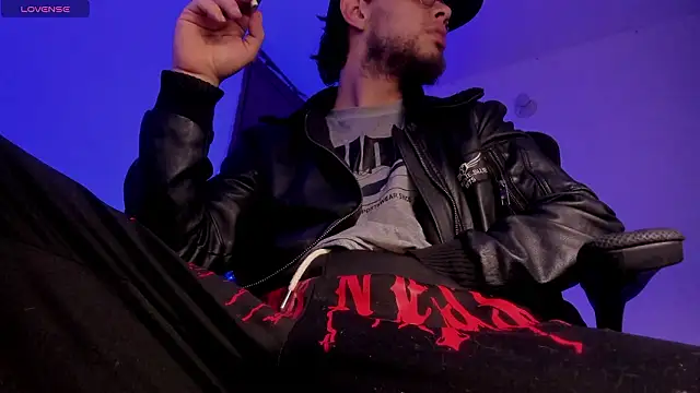 Snapshot of s_sven03 chatting on February 2026 05:35:01 AM s sven03 online show from February 2026 05:35:01 AM