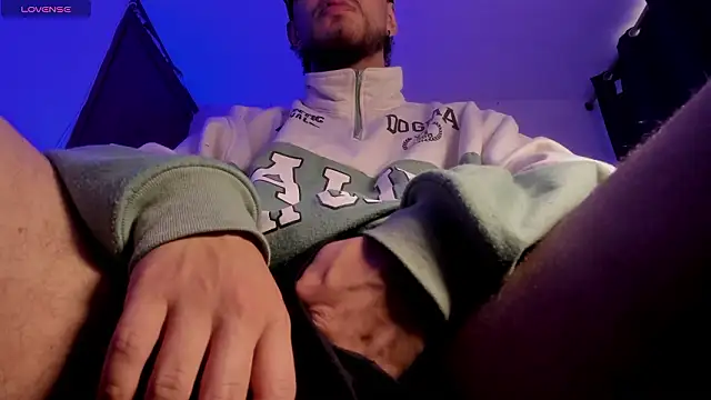 Snapshot of s_sven03 chatting on February 2026 09:44:02 PM s sven03 online show from February 2026 09:44:02 PM