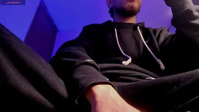 Snapshot of s_sven03 chatting on February 2026 06:51:02 PM s sven03 online show from February 2026 06:51:02 PM