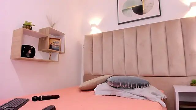 Anniie Queen online show from December 2024 03:25:01 AM