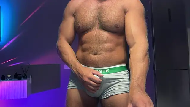 Snapshot of KarlosRichi chatting on October 2025 03:34:01 PM KarlosRichi online show from October 2025 03:34:01 PM