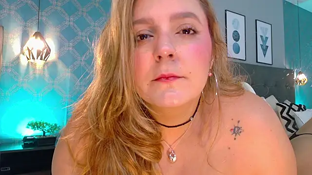 AmbarRoberts  online show from December 2025 12:55:01 PM