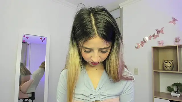 Snapshot of Natasna2 chatting on February 2025 04:11:02 AM Natasna2 online show from February 2025 04:11:02 AM