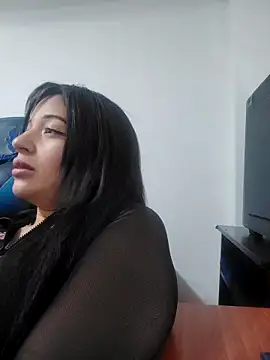 angelie 3 online show from October 2025 06:24:01 AM