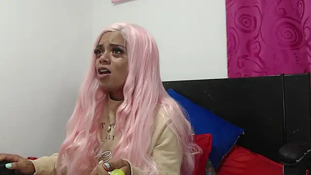 ladyrd1 online show from July 2026 06:42:01 AM