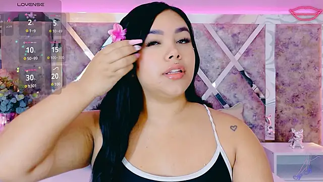 Snapshot of MarianaGarciaa__ chatting on October 2025 07:48:02 PM MarianaGarciaa online show from October 2025 07:48:02 PM