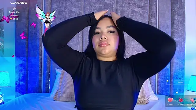 MarianaGarciaa   online show from November 2025 06:40:01 PM