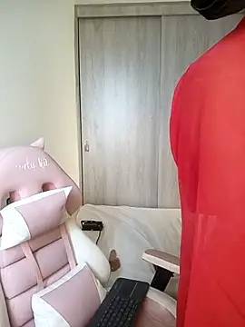 lovely kitt online show from March 2025 08:10:02 PM