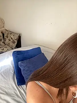 Snapshot of Anto_Naranjo chatting on December 2024 01:22:02 PM Anto Naranjo online show from December 2024 01:22:02 PM