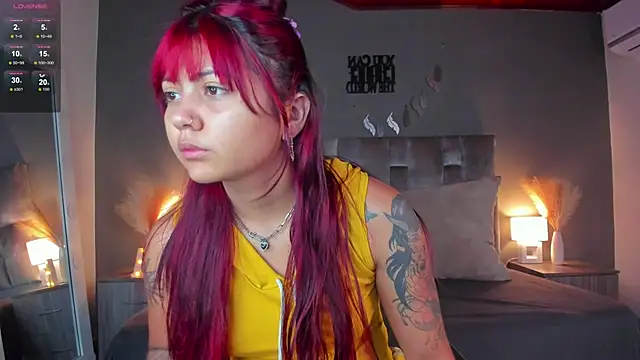 alaia-rogers online show from February 2025 11:43:02 AM