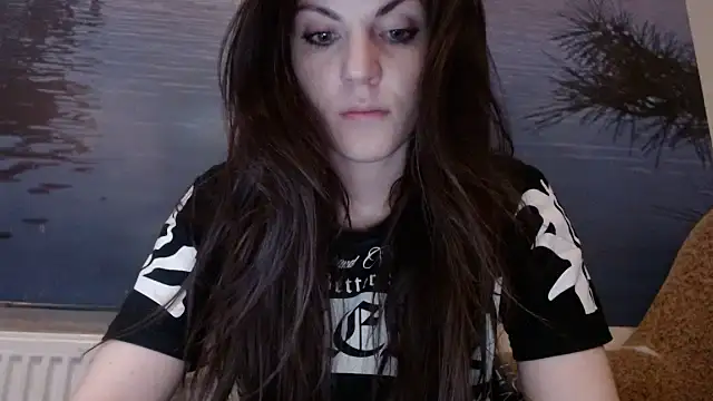 Snapshot of AliceTailor chatting on February 2025 09:14:02 PM AliceTailor online show from February 2025 09:14:02 PM