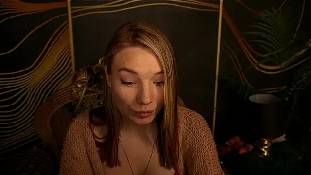 Snapshot of IceDanielles chatting on December 2024 07:03:02 PM IceDanielles online show from December 2024 07:03:02 PM
