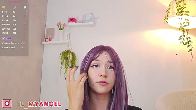 Snapshot of Bella-Franco chatting on March 2025 06:34:01 PM Bella-Franco online show from March 2025 06:34:01 PM