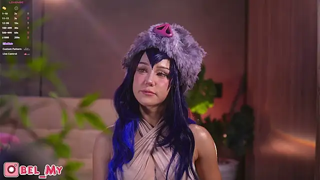 Snapshot of Bella-Franco chatting on September 2025 05:36:01 PM Bella-Franco online show from September 2025 05:36:01 PM