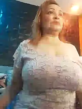 Wife sexxx online show from January 2025 01:01:01 PM