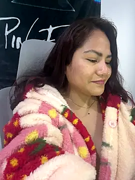 ZUCAAT online show from October 2025 03:41:01 PM