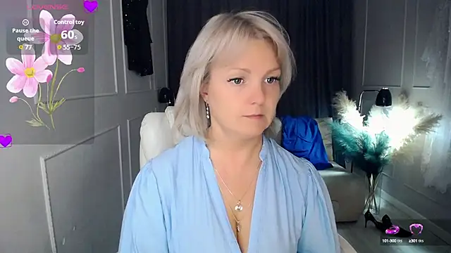 Juarnea online show from October 2025 08:28:02 PM