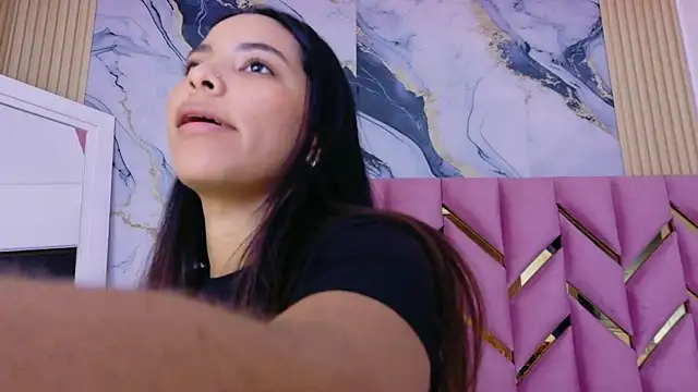 littleebonny online show from February 2026 01:03:01 AM