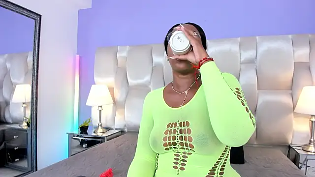 dirtyvictoria online show from September 2025 12:21:02 PM